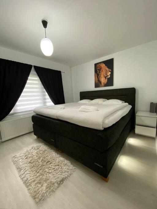 شقة Modern Apt - King-Size Bed - Wifi -Self Check In روفانييمي المظهر الخارجي الصورة